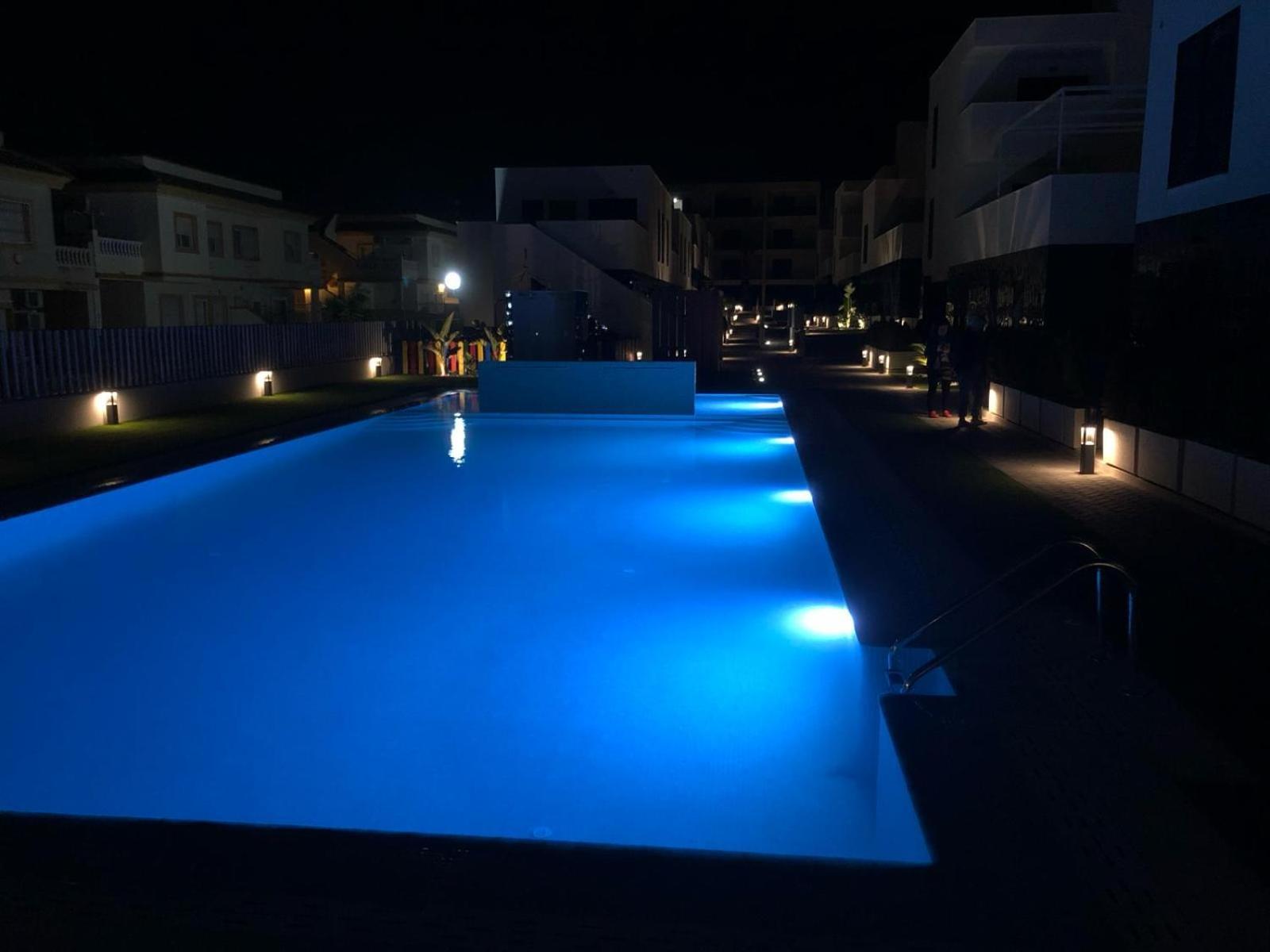 Palmview Poolside Heaven In Turquesa Del Mar Leilighet Orihuela Eksteriør bilde